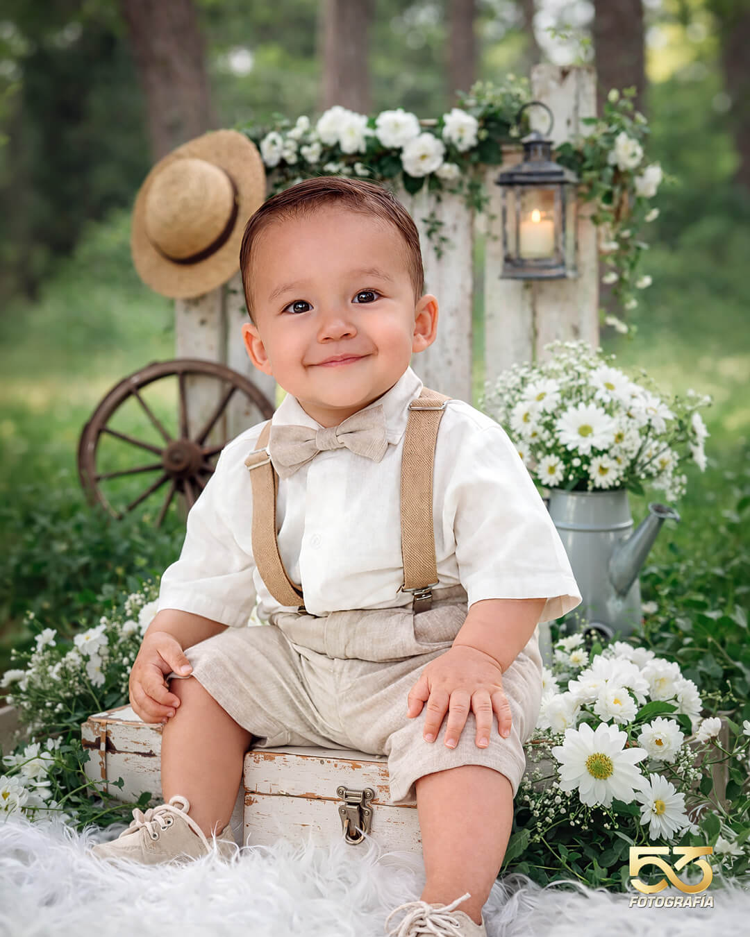Sesión de fotografía de bautizo infantil en el Parque Fidel Anze, Cochabamba - 53 Fotografía.